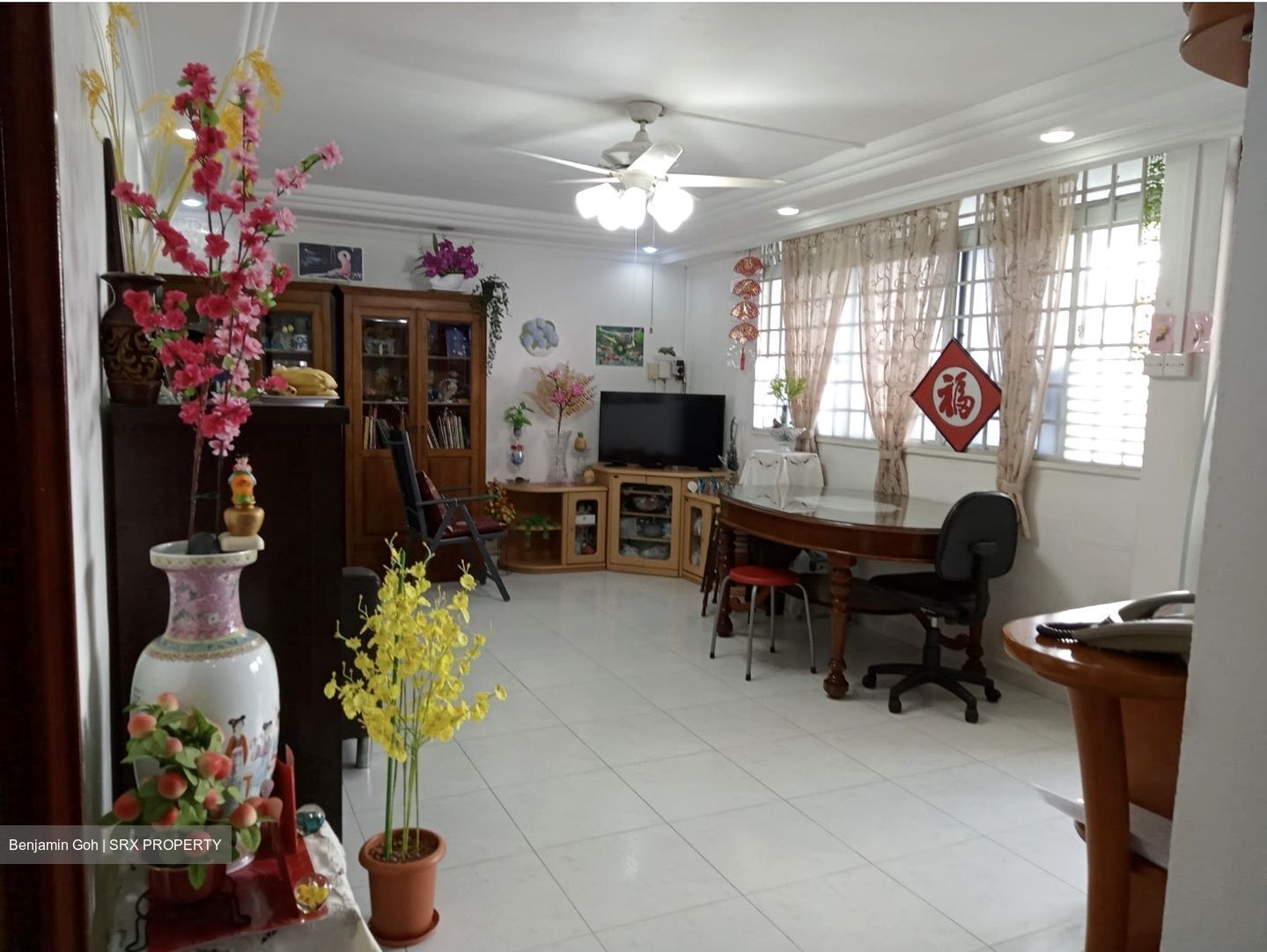 Hougang Avenue 4 (Hougang),  #443204281